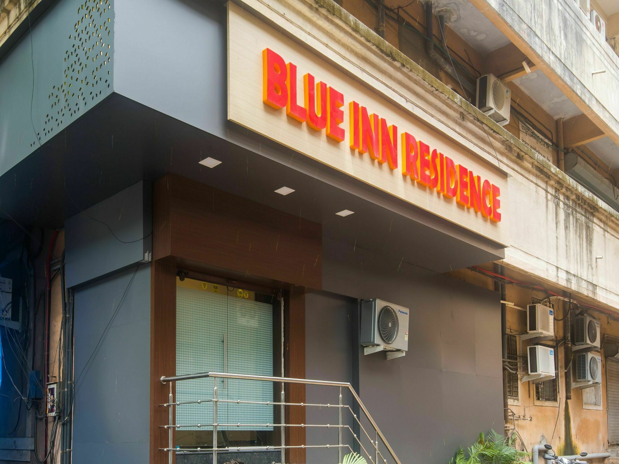 Hotel O Blue Inn Residence Near R City Mall Mumbai Exterior foto